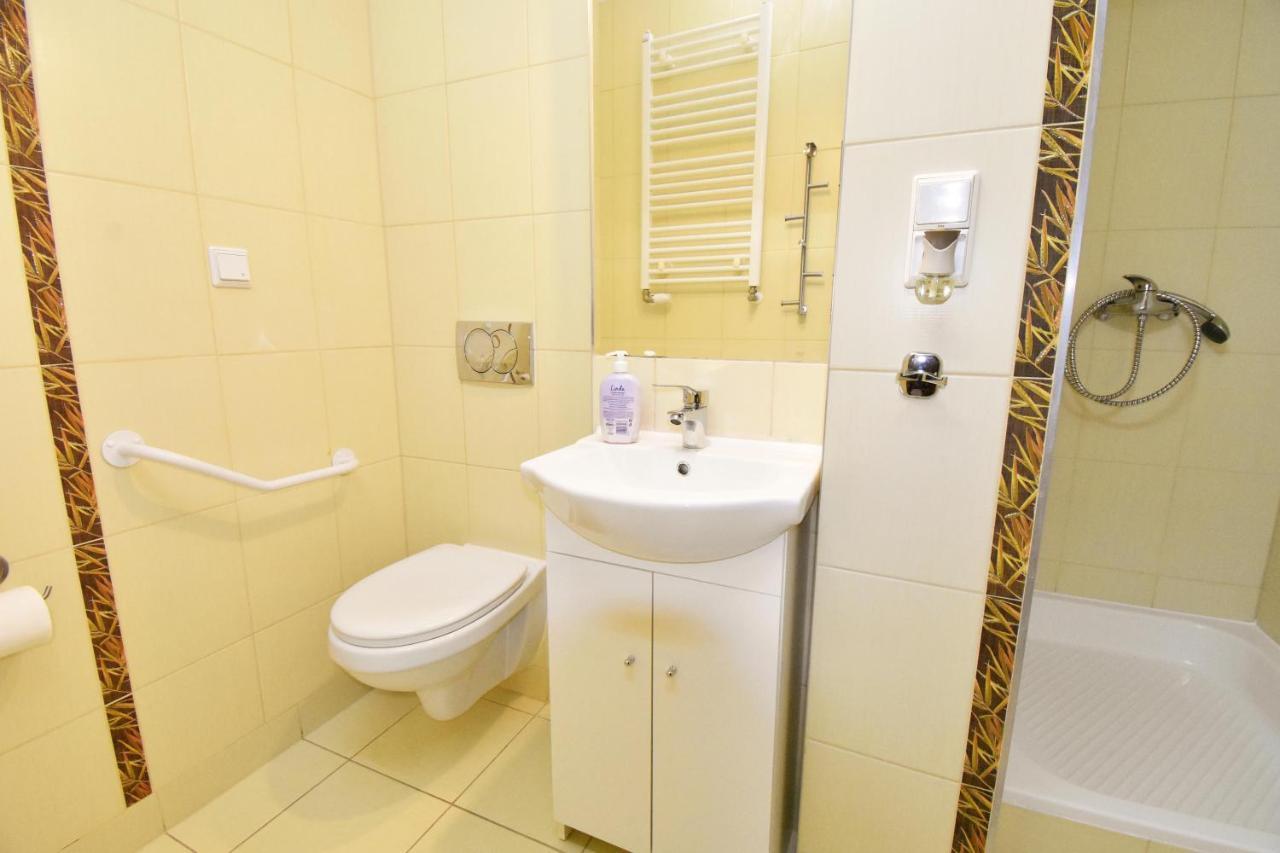 Hotelik Nad Zatoka Пуцк Екстериор снимка
